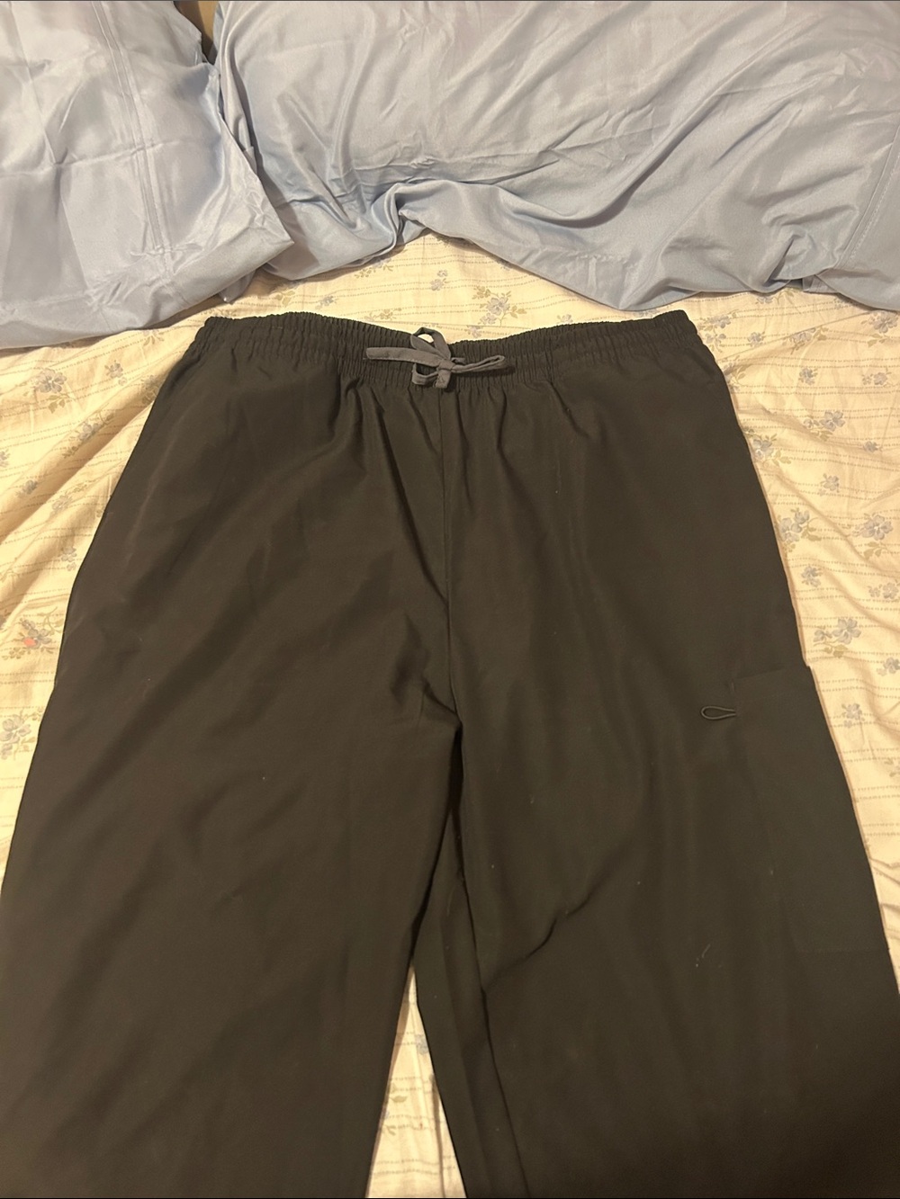 Women’s scrub pants